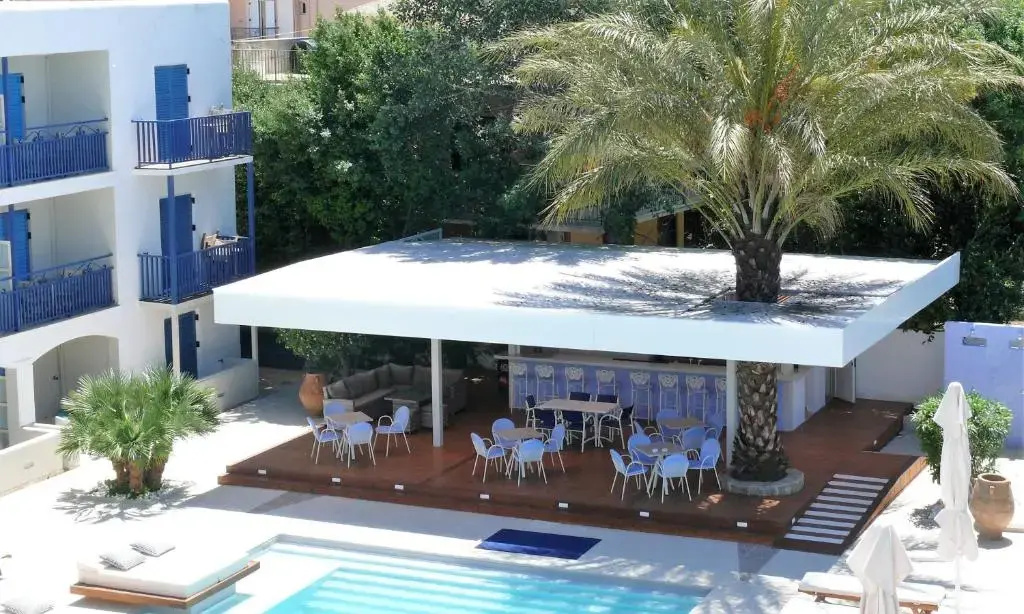 Danae Hotel