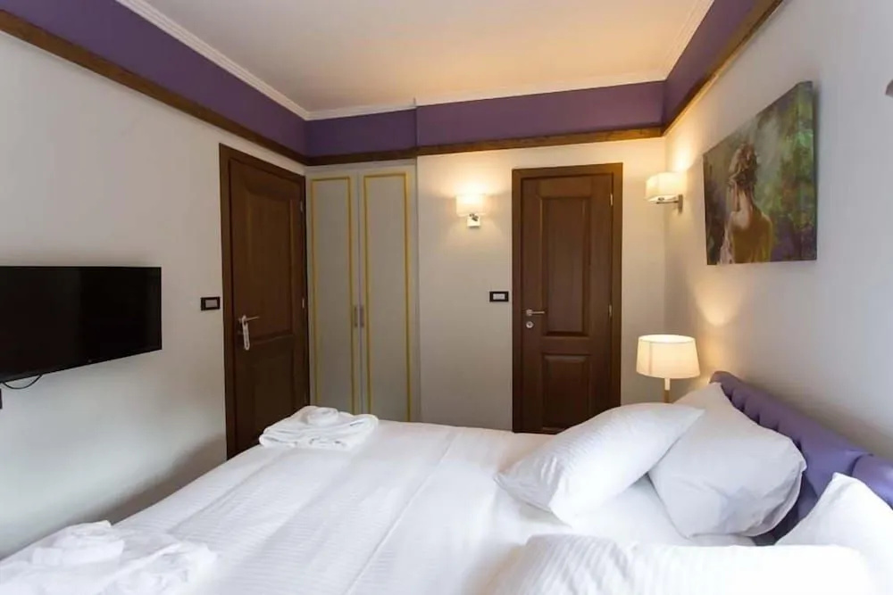 Abi Luxury Villas
