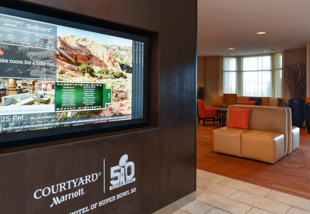 Courtyard Laredo