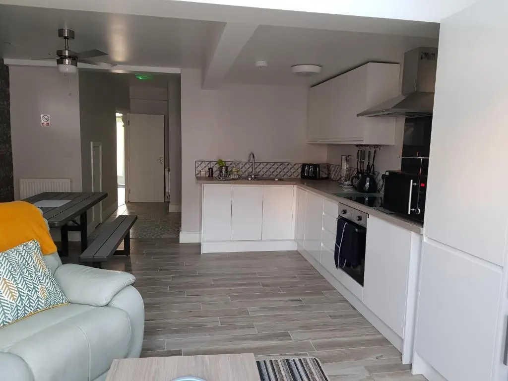 Swindon Theobald House - Recently Refurbished