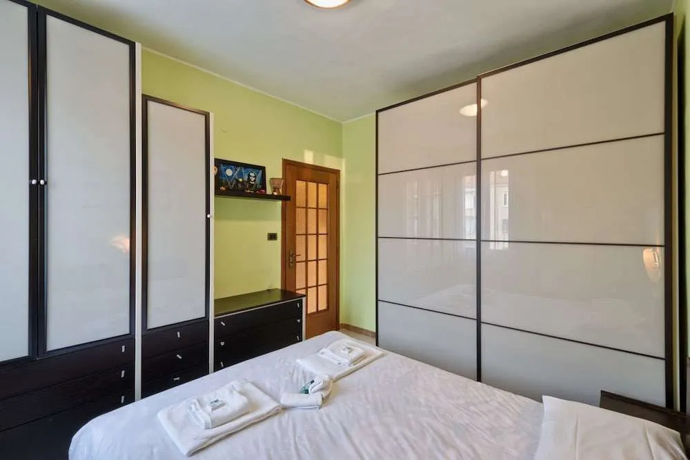 Ruffini Park Apartment