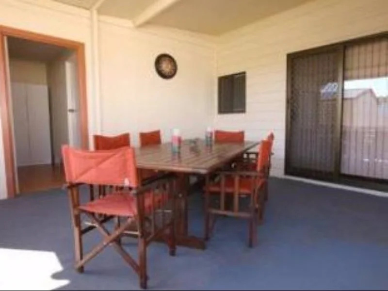 Jadan Cottages