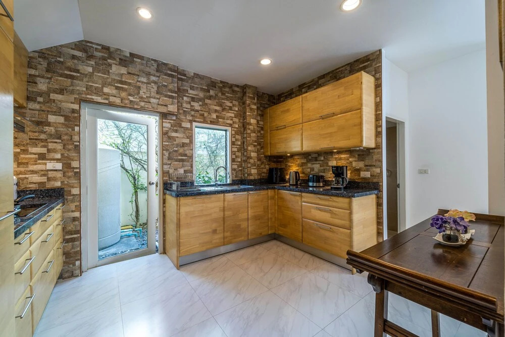 3 Bedroom Pool Villa in Great Location STV