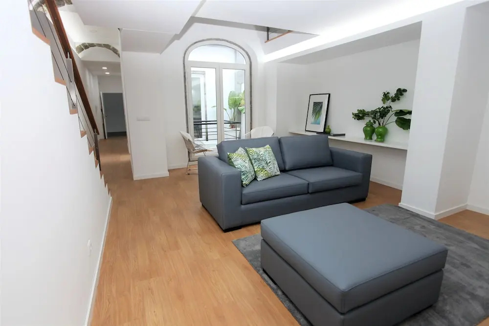 Apartments Hintze Ribeiro by GreenVacations