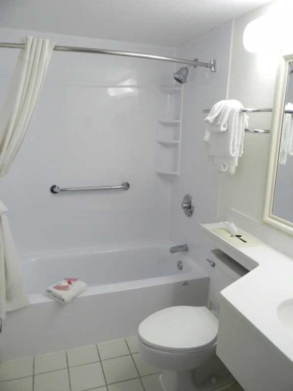 Travelodge Inn & Suites by Wyndham Albany