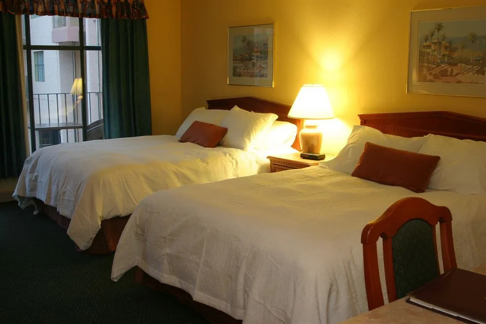 Pacific Inn Resort & Conference Center