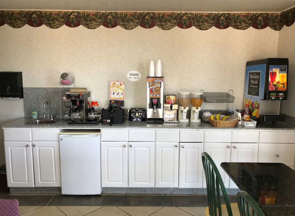 Rodeway Inn Dalton South