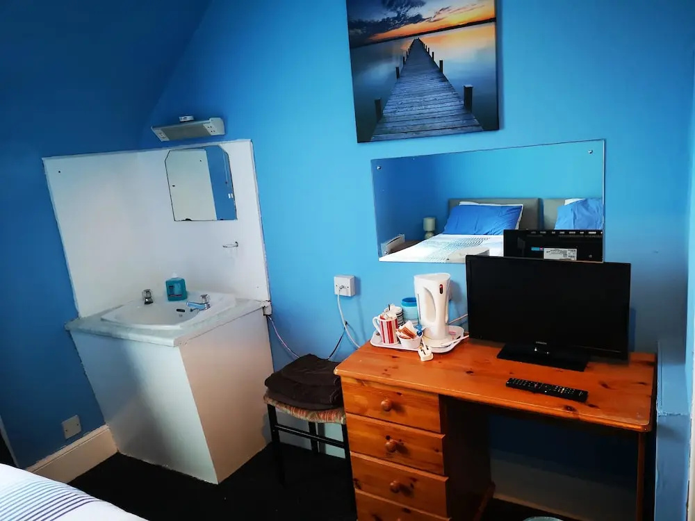 Claredon Hotel