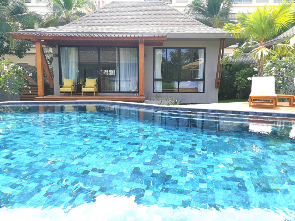 CHUZ Villas Samui SHA Plus