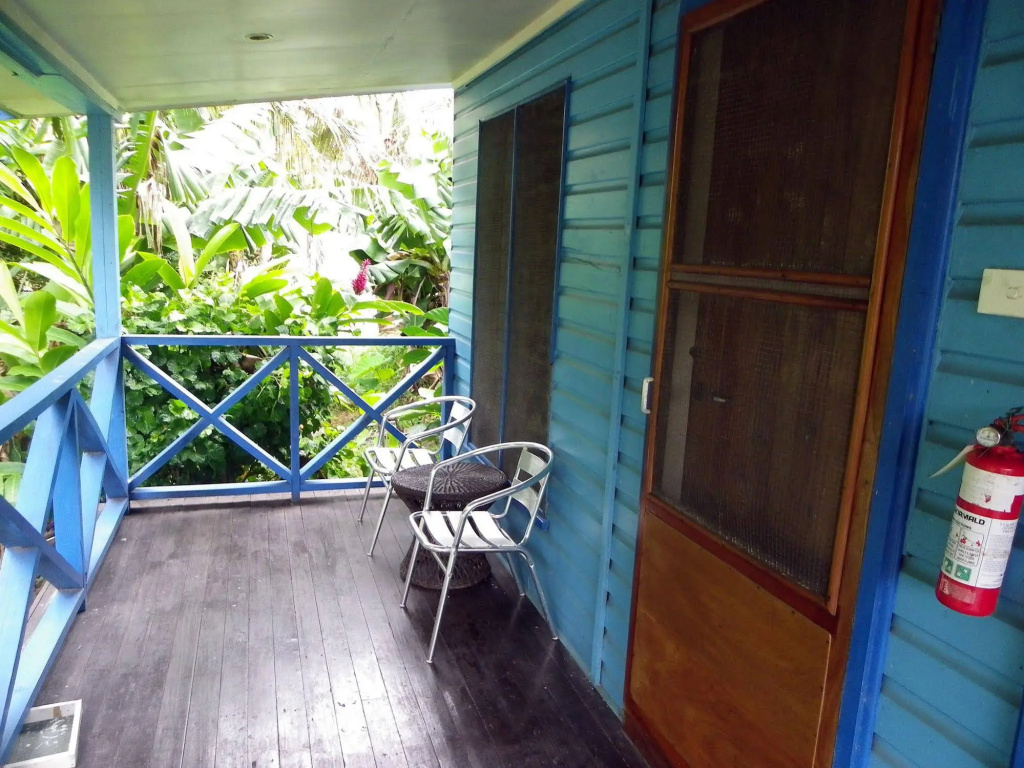 Ratu Kini Backpackers & Dive Resort