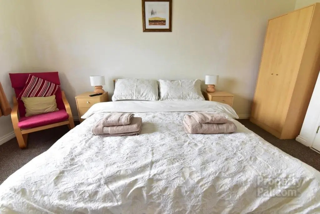 27 old castlecourt portrush