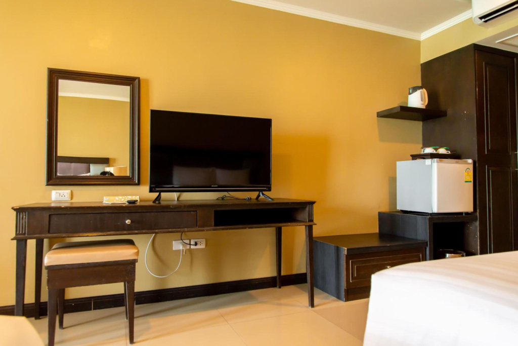 Royal Phala Cliff Beach Resort