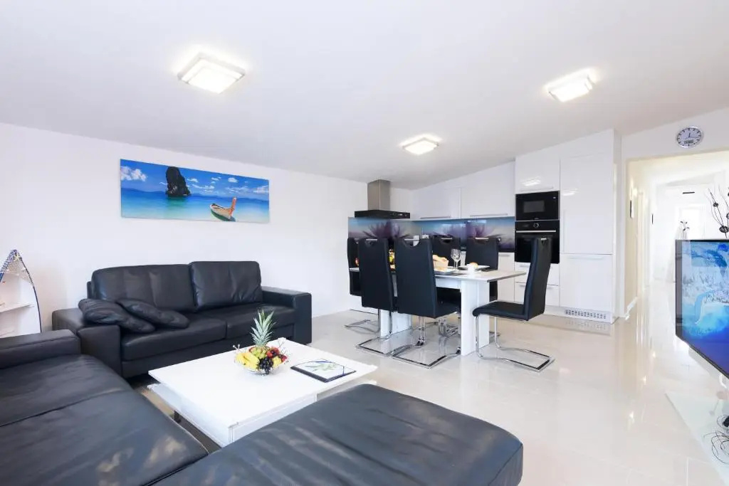 Studio Apartment Maslina
