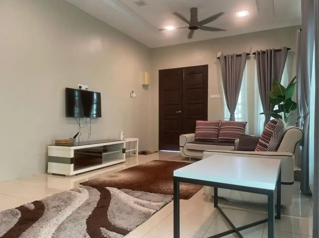 Vistana Indah Homestay