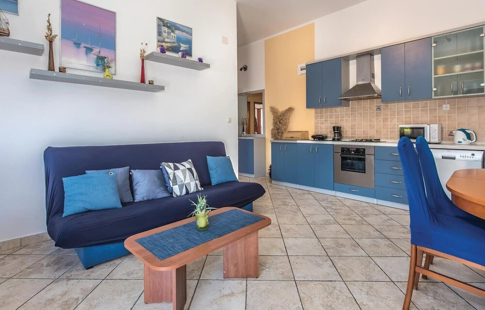 Awesome Home in Primosten With Wifi and 2 Bedrooms