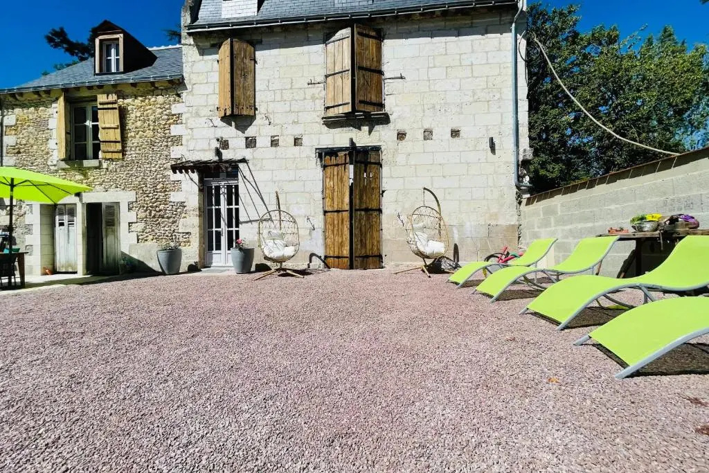 The Ronsardienne Suite in a charming mansion at the gates of Tours