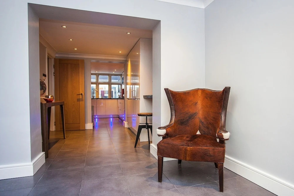 Stunning Central 3 Bed House in Amazing Location