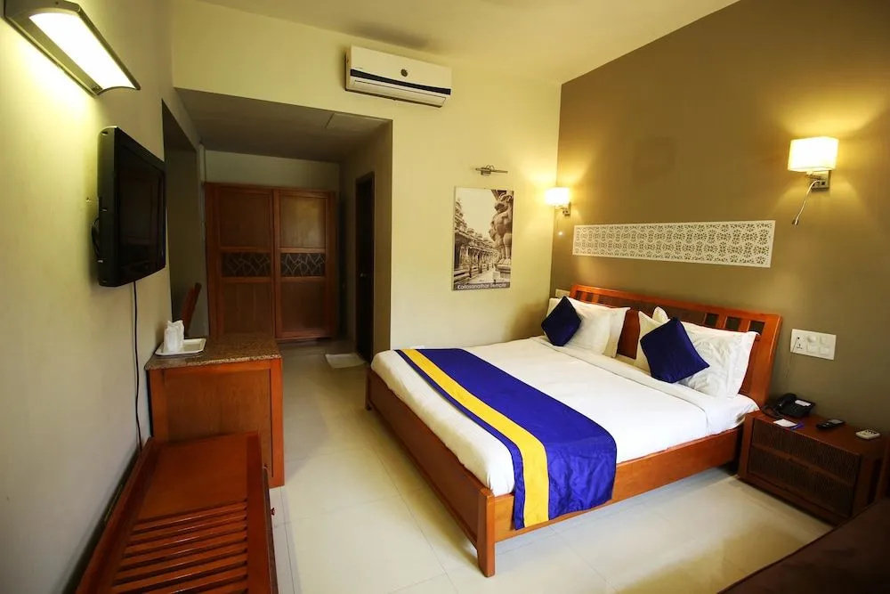 OYO 1968 Hotel Krishna Park Resort