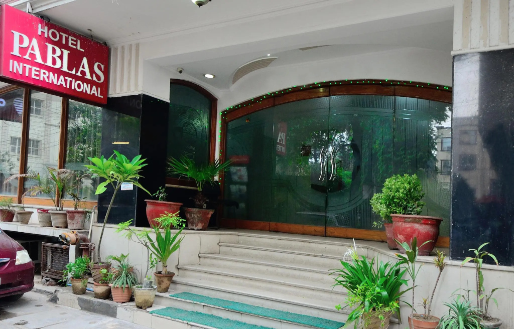 Hotel Pablas International, New Delhi, Near Metro