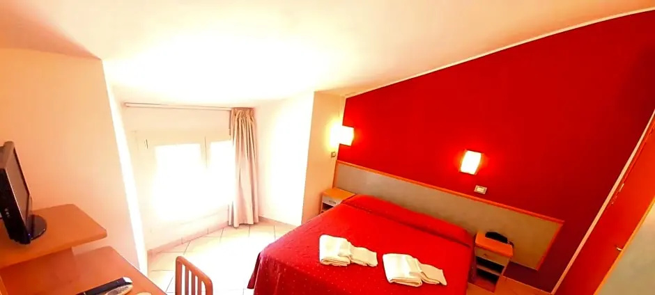 Hotel Villa Tina Easy Stay Room Only