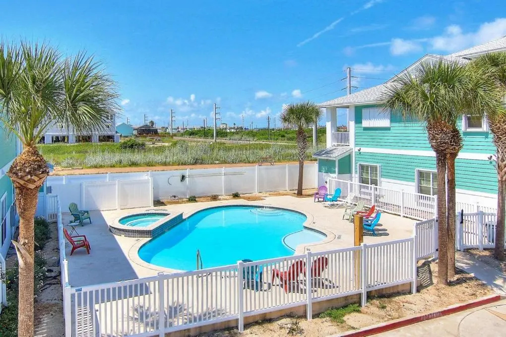 Shell Yeah by Silver Sands Vacation Rentals