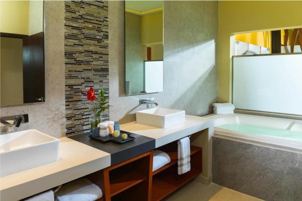 Generations Riviera Maya Oceanfront Family Resort, All & More Inclusive