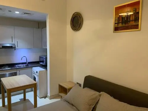 Montrell by Azizi - 5 mins from the Festival Plaza Mall and 12 mins from Dubai Marina