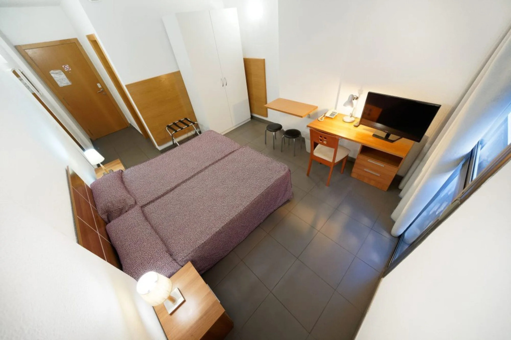 Mhc Arenales Hotel