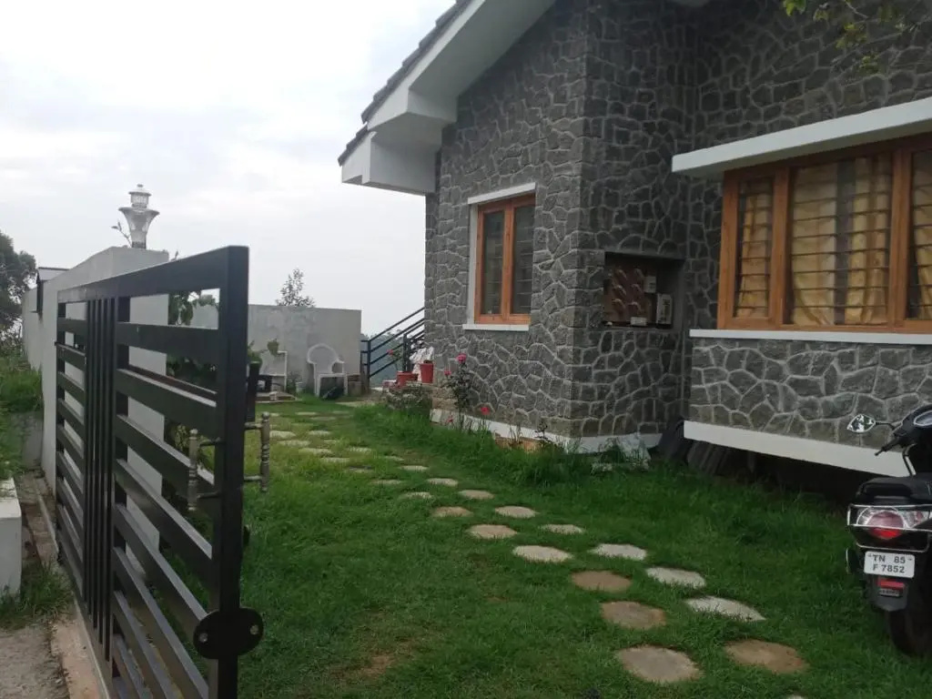 Gowtham home stay