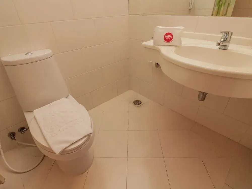 NIDA Rooms Triple 1 DinDaeng Downtown
