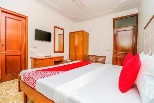 OYO 11036 Preet Lodge Mohali