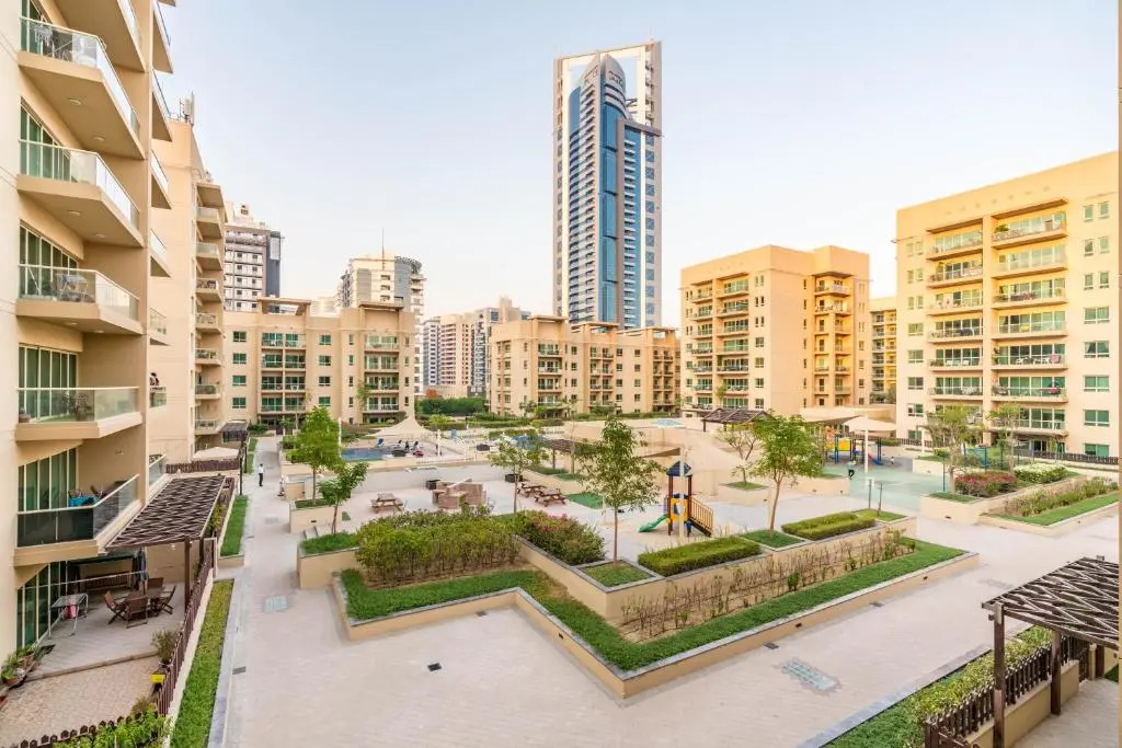 Lux BnB 1BD Greens & Views
