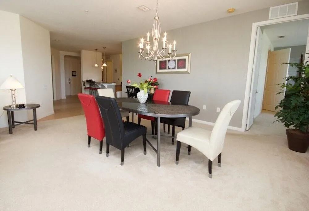 Vista Cay Resort Next To Convention Center 3 Bedroom Condo by RedAwning