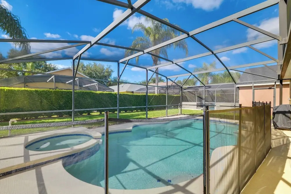 Peaceful Clermont Gem w/ Pool, 9 Mi to Disney