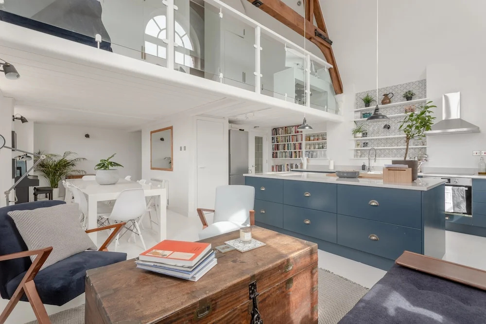 1 Bedroom Retro Apartment