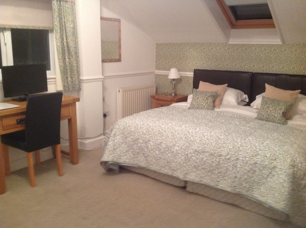 Lyndhurst Guest House