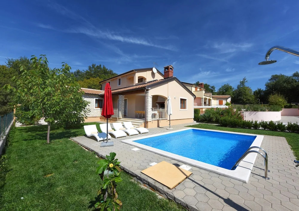 Villa Kmacici 598