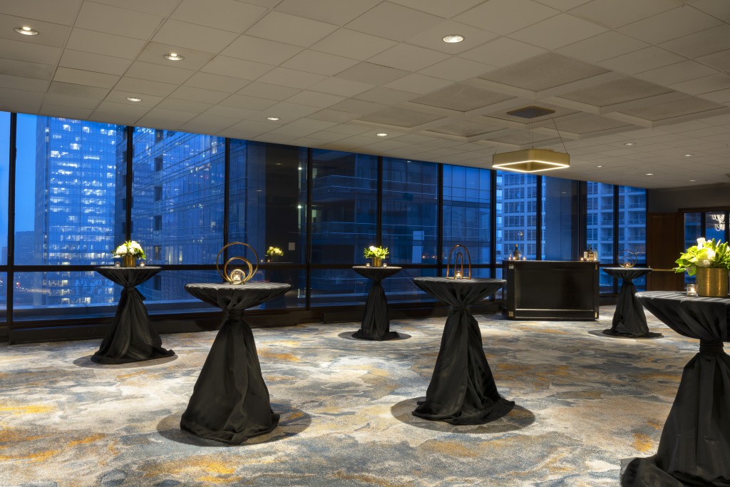 voco Chicago Downtown - Riverwalk by IHG