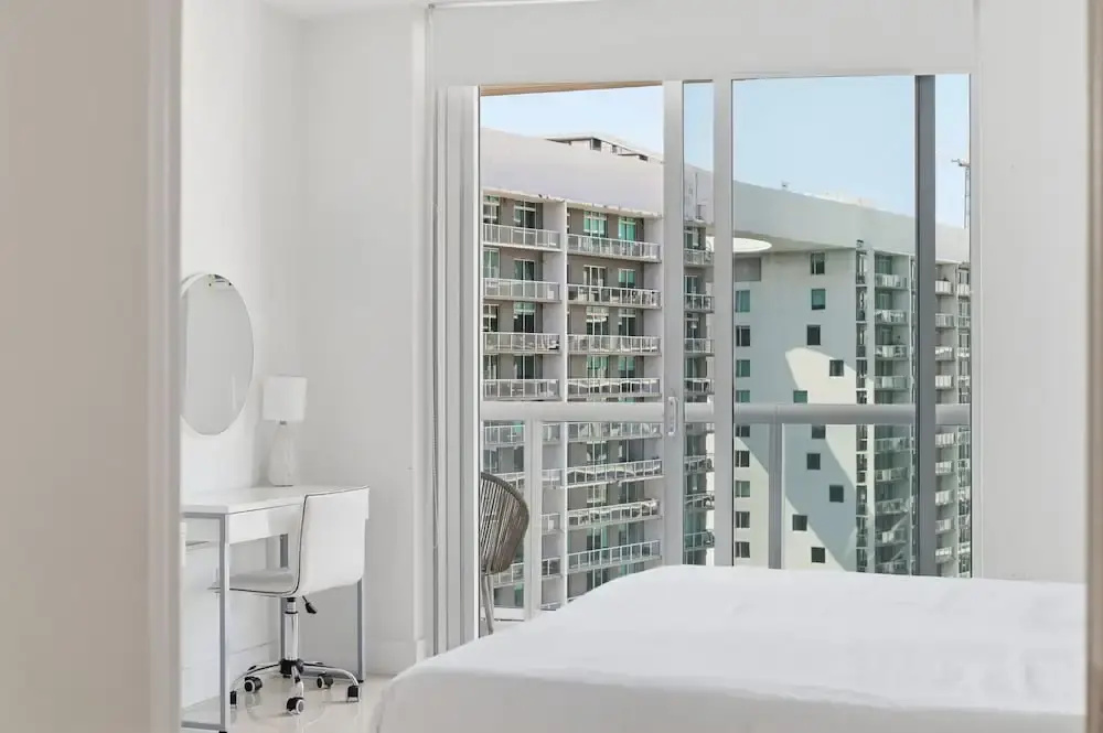 Icon Brickell Luxury Residences & W Hotel