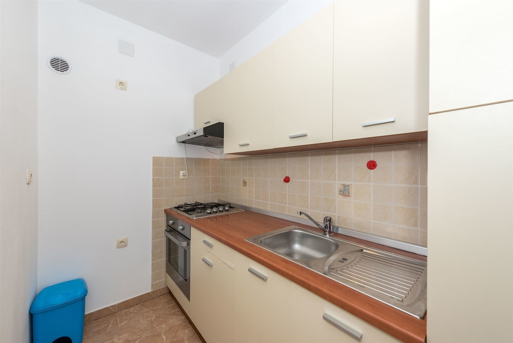 Apartments Andelo II