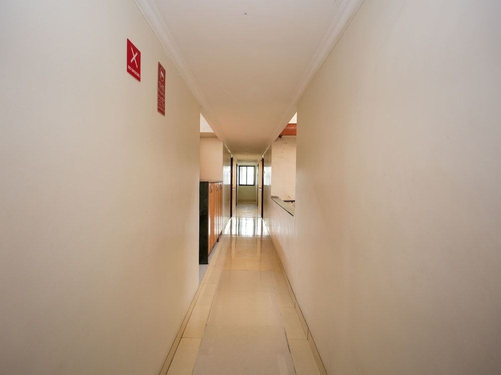 OYO 11601 Hotel Karishma