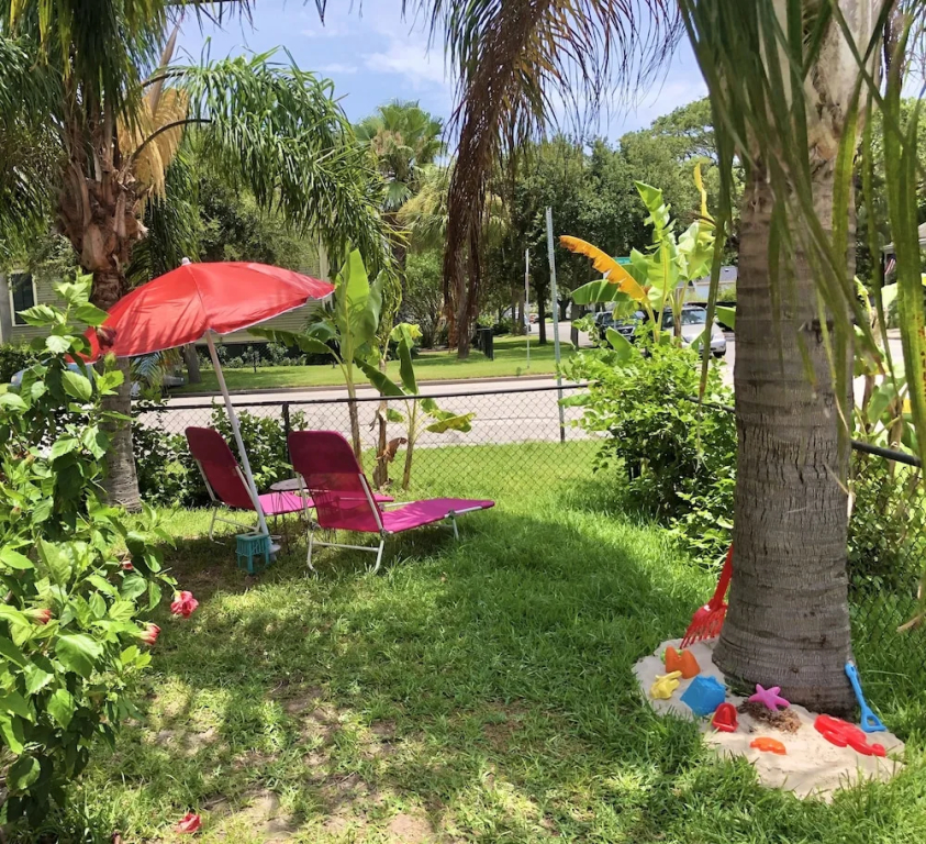 Ocean Blue And Ocean Breezes 2 Bedroom Home