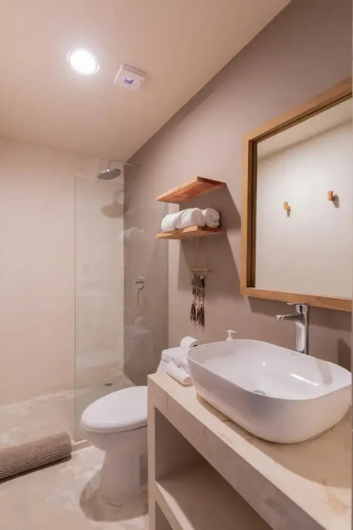 Stunning 2BR Boho Style Private Pool Garden Gated Community 24 7 Security Concierge