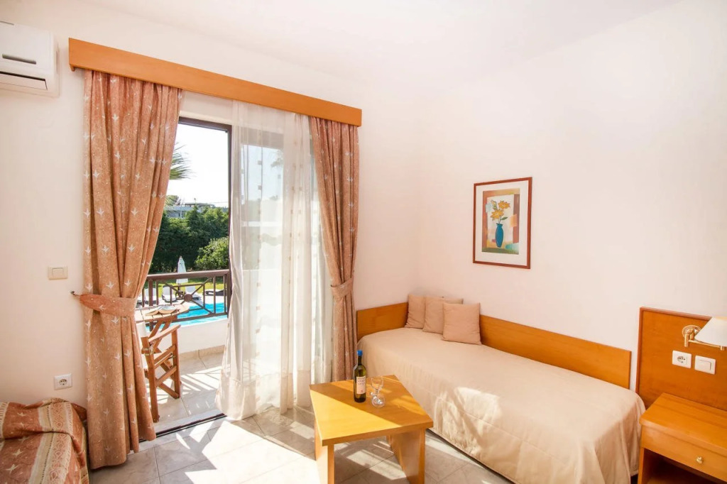 Stavros Melathron Studios