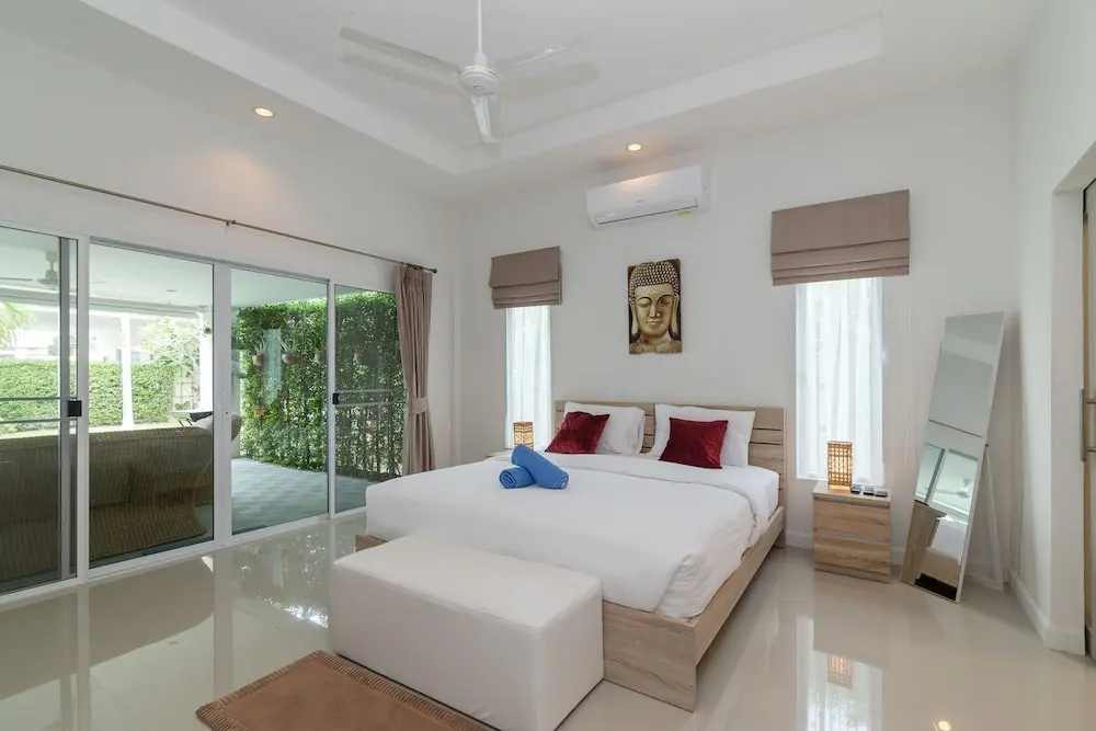 Private Pool Villa With 3 Bedrooms L67