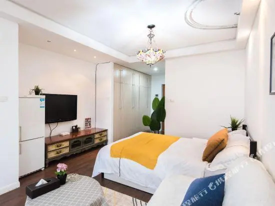 Haolaiwu Apartment Hotel