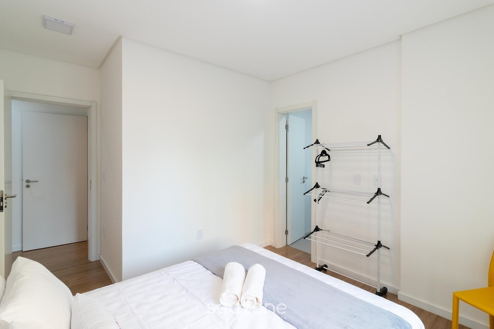 Apts 220 Meters fr/ Pereque Beach Near Downtown- Arfs