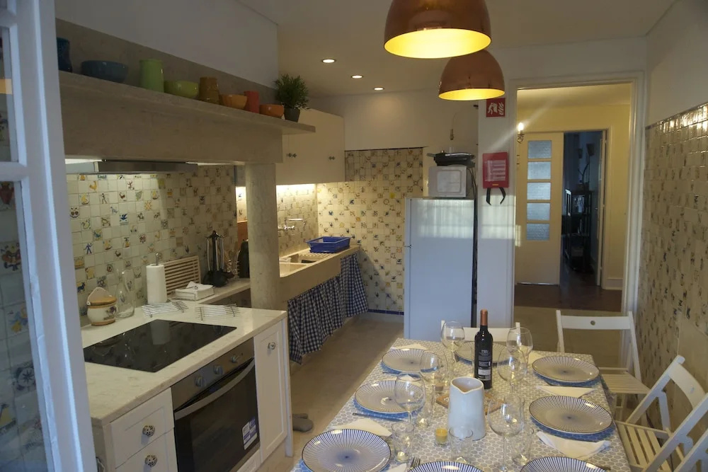 Avenida Cozy Apartment