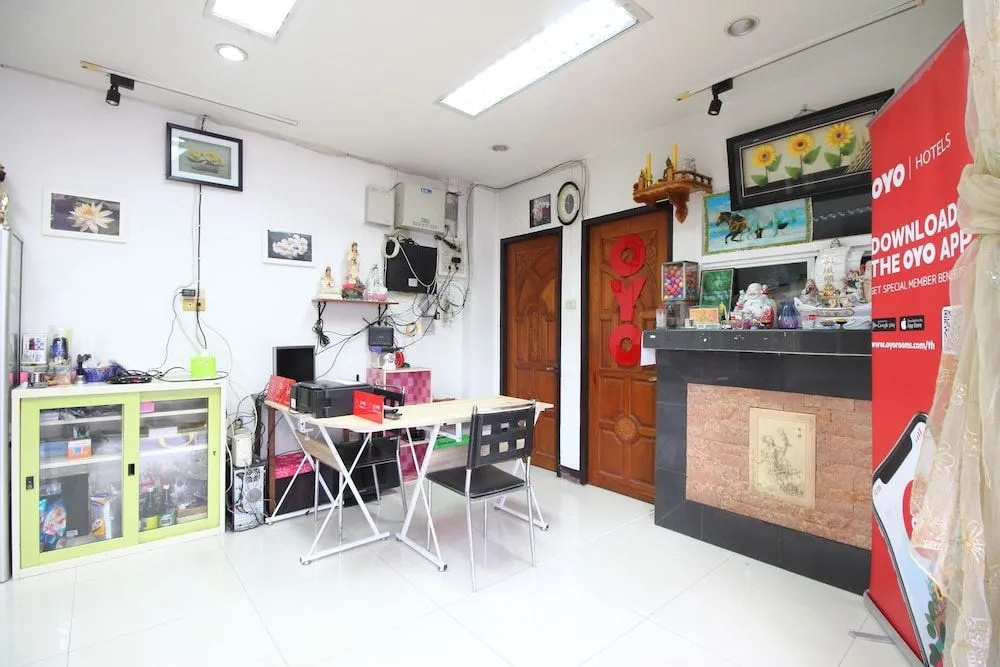 Oyo Greenplace107