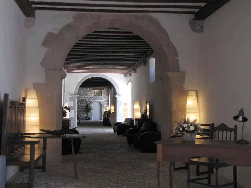 Hotel Roncesvalles
